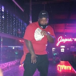 Meet your Posher, Devante